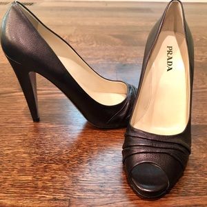 🚫SOLD🚫NEW Prada Peep Toe Leather Pump Heel